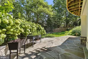 11404 Green Moor Ln, Oakton, VA 22124 - Photo 58