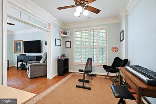 11404 Green Moor Ln, Oakton, VA 22124 - Photo 8