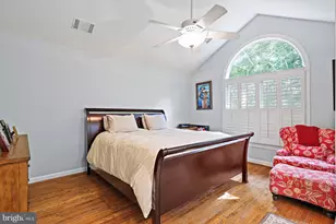 11404 Green Moor Ln, Oakton, VA 22124 - Photo 38