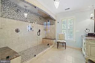 11404 Green Moor Ln, Oakton, VA 22124 - Photo 32