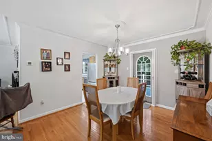 6605 Holford Ln, Springfield, VA 22152 - Photo 16