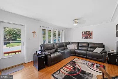 6605 Holford Lane, Springfield, VA 22152 - Photo 18