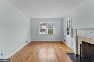 6419 Hillside Ln, Alexandria, VA 22306 - Photo 4