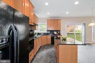 9085 Purvis Dr, Lorton, VA 22079 - Photo 8