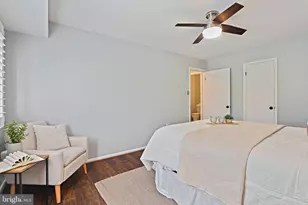 208 Park Terrace Ct SE, Vienna, VA 22180 - Photo 12