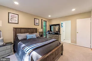 2037 Royal Fern Ct, Reston, VA 20191 - Photo 12