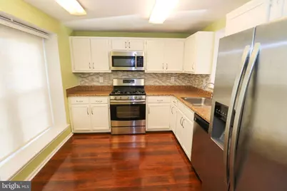 5933 Grisby House Court, Centreville, VA 20120 - Photo 2