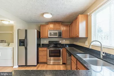 6302 Betsy Ross Court, Centreville, VA 20121 - Photo 10