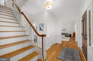 9730 Rolling Ridge Dr, Fairfax Station, VA 22039 - Photo 6