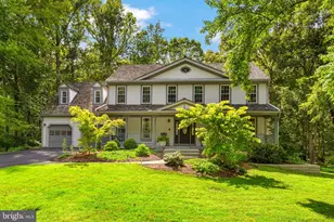 9730 Rolling Ridge Dr, Fairfax Station, VA 22039 - Photo 4