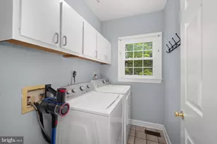 9730 Rolling Ridge Dr, Fairfax Station, VA 22039 - Photo 24