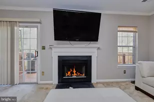 7921 Gunston Woods Pl, Lorton, VA 22079 - Photo 8