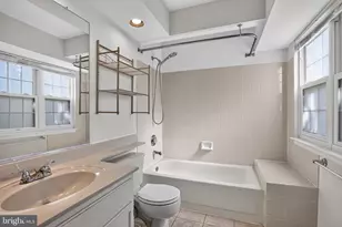 5926 Gunther Ct, Centreville, VA 20120 - Photo 24