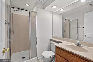 5926 Gunther Ct, Centreville, VA 20120 - Photo 26