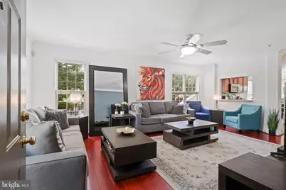 8846 Ashgrove House Lane #101, Vienna, VA 22182 - Photo 2