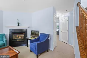 8846 Ashgrove House Ln, Vienna, VA 22182 - Photo 38