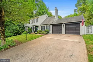 11300 Timberline Dr, Oakton, VA 22124 - Photo 2