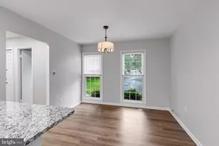9911 Finian Ct, Vienna, VA 22181 - Photo 10