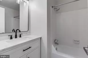 9911 Finian Ct, Vienna, VA 22181 - Photo 22