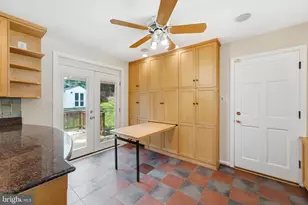 5506 Ventnor Ln, Springfield, VA 22151 - Photo 12