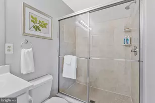 2000 Gallows Tree Ln, Vienna, VA 22182 - Photo 28