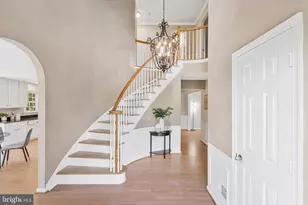 2000 Gallows Tree Ln, Vienna, VA 22182 - Photo 4