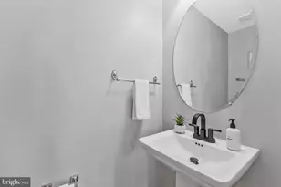 2000 Gallows Tree Ln, Vienna, VA 22182 - Photo 20