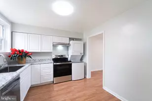 14421 Saguaro Pl, Centreville, VA 20121 - Photo 14