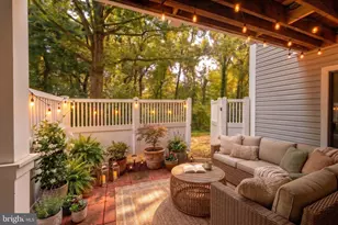 6107 Wigmore Ln, Alexandria, VA 22315 - Photo 8