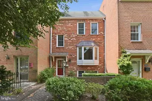 6924 Mclean Park Manor Ct, McLean, VA 22101 - Photo 22