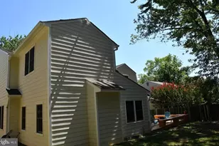 12856 Fantasia Dr, Herndon, VA 20170 - Photo 26