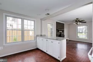 12856 Fantasia Dr, Herndon, VA 20170 - Photo 8