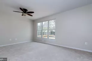 12856 Fantasia Dr, Herndon, VA 20170 - Photo 10