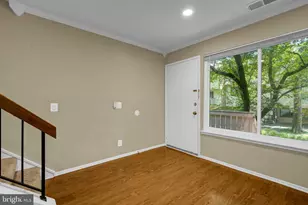2665 Glengyle Dr, Vienna, VA 22181 - Photo 2