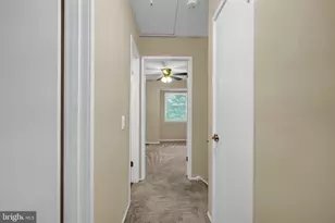 2665 Glengyle Dr, Vienna, VA 22181 - Photo 20