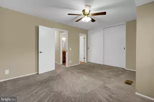 2665 Glengyle Dr, Vienna, VA 22181 - Photo 22