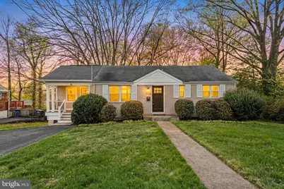 2722 Woodley Place, Falls Church, VA 22046 - Photo 2