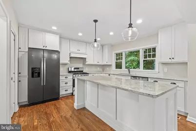 2722 Woodley Place, Falls Church, VA 22046 - Photo 12