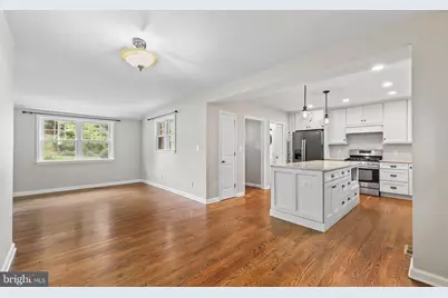 2722 Woodley Place, Falls Church, VA 22046 - Photo 16