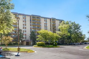 3101 S Manchester St, Falls Church, VA 22044 - Photo 1