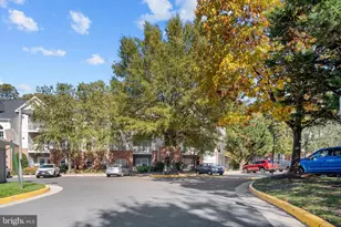 1509 North Point Dr, Reston, VA 20194 - Photo 2