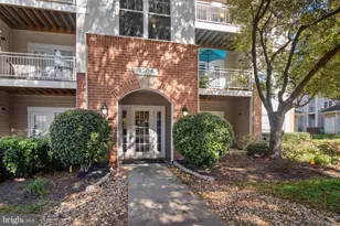 1509 North Point Dr, Reston, VA 20194 - Photo 1