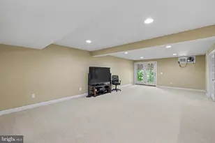 7660 Henry Knox Dr, Lorton, VA 22079 - Photo 44