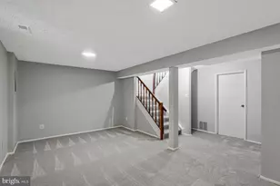 8025 Tyson Oaks Cir, Vienna, VA 22182 - Photo 26