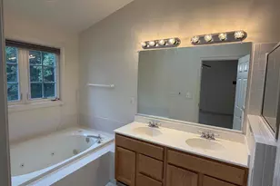 4322 Thomas Brigade Ln, Fairfax, VA 22033 - Photo 12