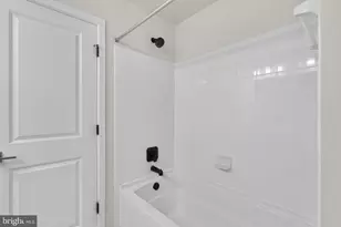 2604 Loganberry Dr, Herndon, VA 20171 - Photo 28