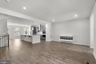 2604 Loganberry Dr, Herndon, VA 20171 - Photo 10