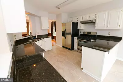 7435 Digby Green, Alexandria, VA 22315 - Photo 4
