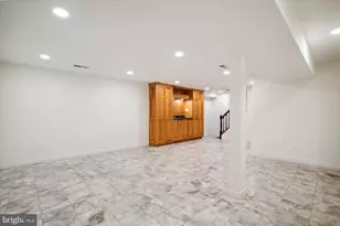 11571 Shadbush Ct, Reston, VA 20191 - Photo 16