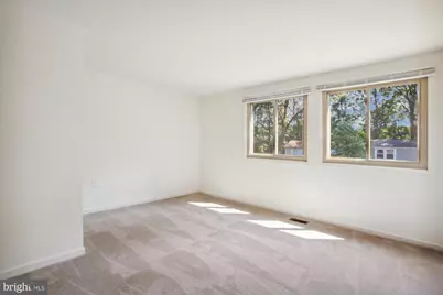 11571 Shadbush Court, Reston, VA 20191 - Photo 12